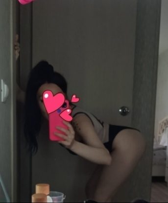У меня есть все, чтобы сделать нашу встречу незабываемой. 💋Сладкие губы, горячее тело и безграничная страсть - все это со мной! ✨Я знаю, как дарить удовольствие и расслабление. Я могу стать твоей воплощенной мечтой. Обеспечу тебе эротический массаж, расслаблю тебя с помощью профессионального массажа. У меня прекрасные отзывы и множество фотографий, которые ты можешь посмотреть перед встречей. Сделаю все, чтобы ты остался доволен. Живу в Москве и с нетерпением жду нашей встречи.💫 Ангелина